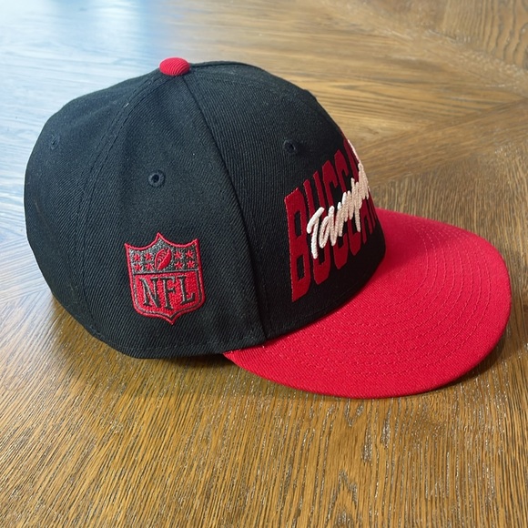 New Era Fitted NFL Tampa Bay Buccaneers Cap, Baseball Hat, Football - Picture 3 of 7